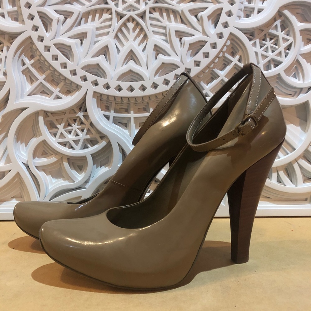 Aldo dark taupe/Gray ankle strap platform heels